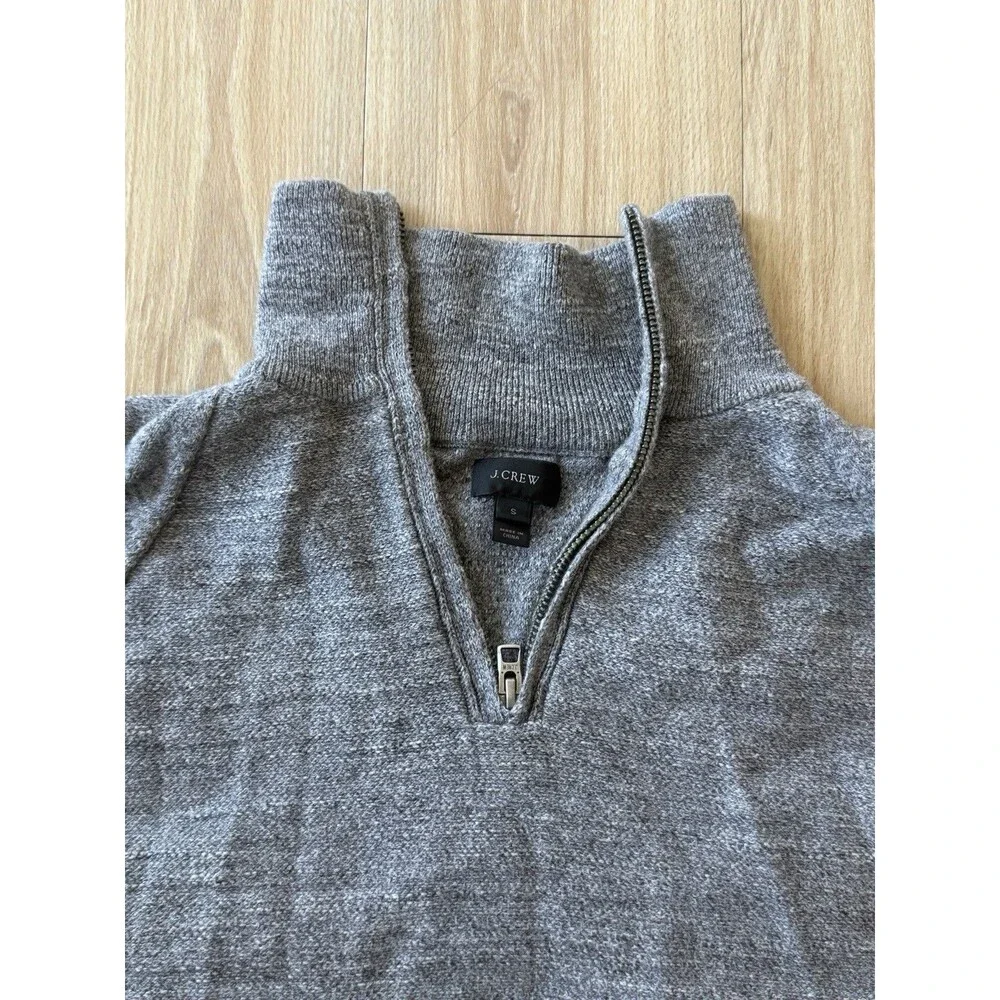 J Crew Gray Sweater Men’s Small